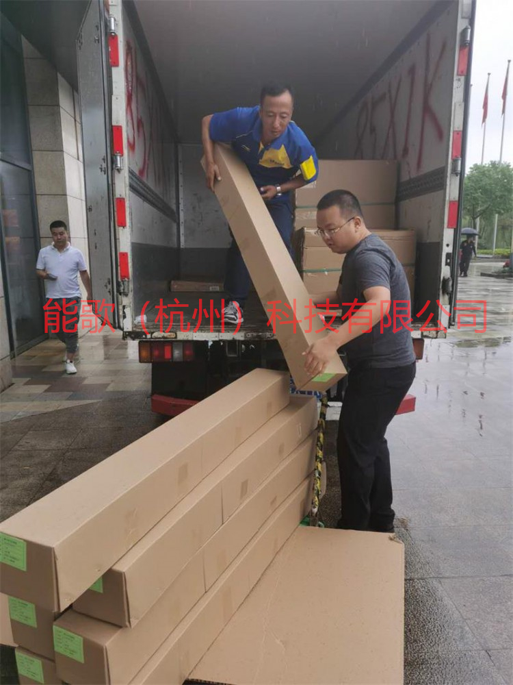 激光窃听防护膜订单激增